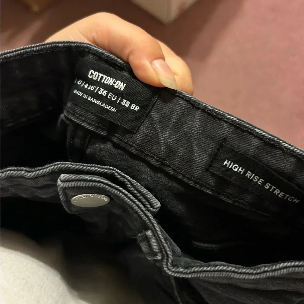 COTTON ON HIGH RISE STRETCH BLACK DENIM SHORTS